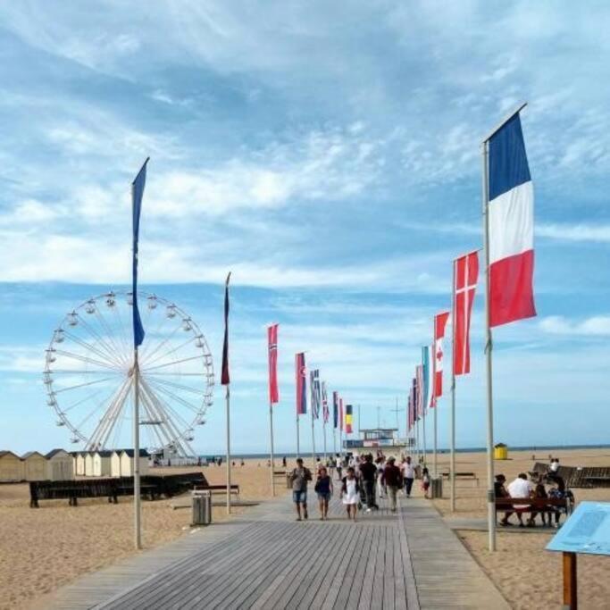 Appartement Ouistreham Proche Centre Et Plage Extérieur photo