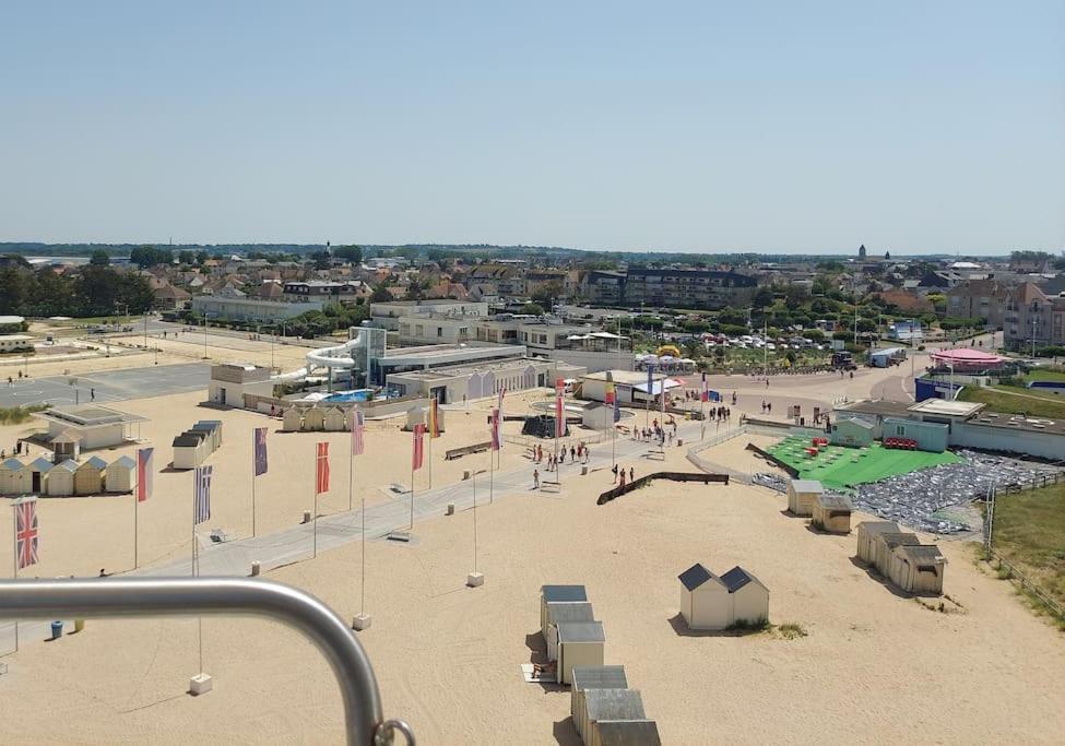 Appartement Ouistreham Proche Centre Et Plage Extérieur photo